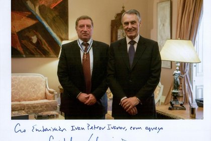 Посланик Иван Петров бе отличен за принос в развитието на отношенията между България и Португалия